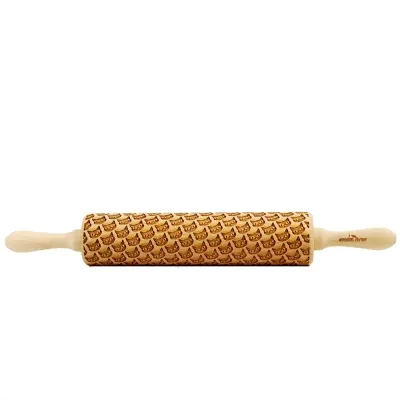 mynstrað kökukefli, kettir