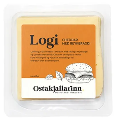 Ostakjallarinn logi cheddar með reykbragð