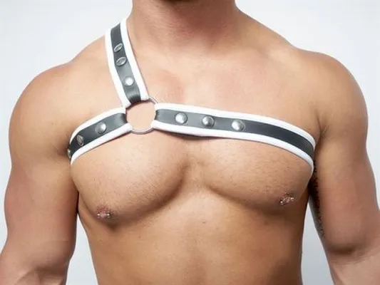 Mister B – Neoprene Triangle Harness Svart/Hvítt