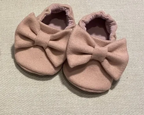 Ungbarna skór með ull – BLEIKIR