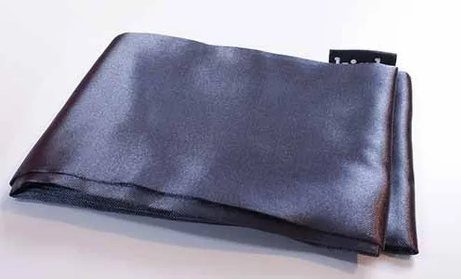 Lead Me satín borði