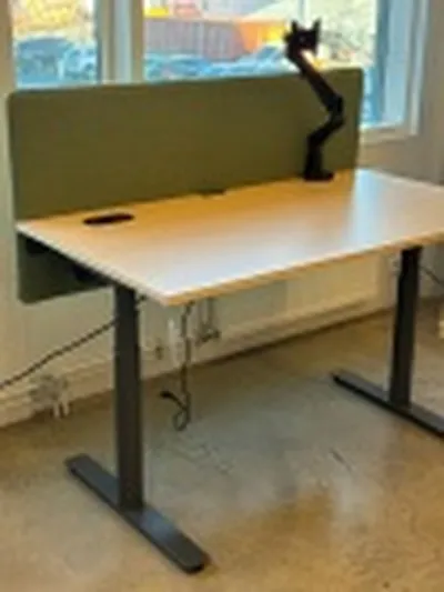 Rafhækkanlegt borð 140x80cm white/gray