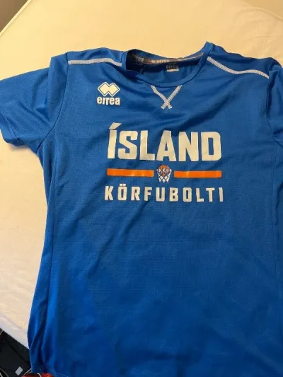 Körfubolti treyja. Ísland