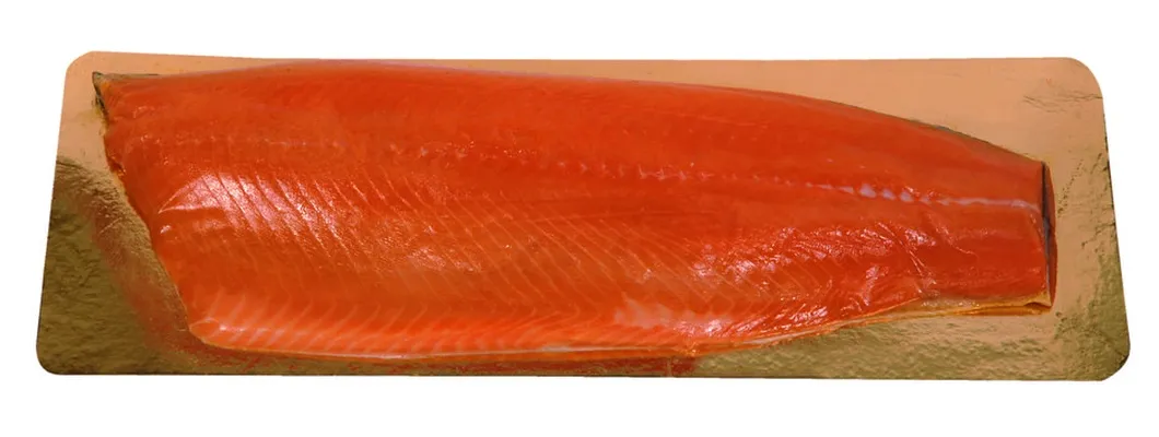 Reyktur lax heil flök uþb 1kg