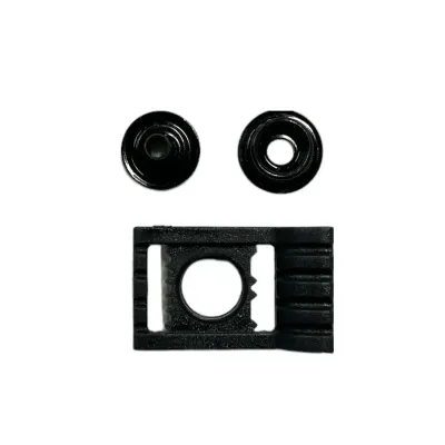 Afturklipsa hokkí hjálma 1 stk. (REAR SNAP BUTTON )