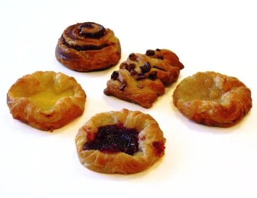 Vínarbrauð dönsk blönduð 5 teg 120×42 g/ks