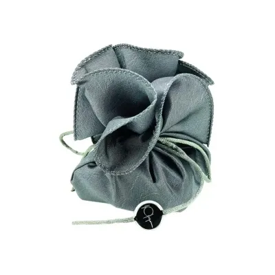 Elegant satin gift wrap - Silver